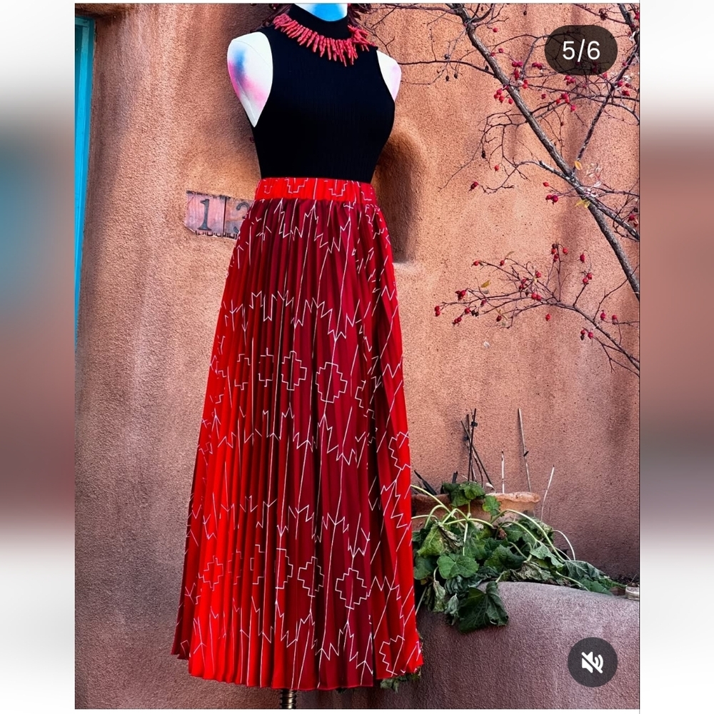 Sky Eagle Collection Native American Long Midi Pleated Skirt New Native L - Picture 9 of 9
